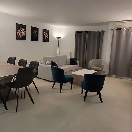 Spacieux ,4 Pers,piscine & Vue Διαμέρισμα Αντίμπ