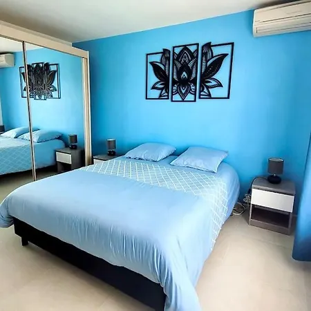 شقة Spacieux ,4 Pers,piscine & Vue أنتيب