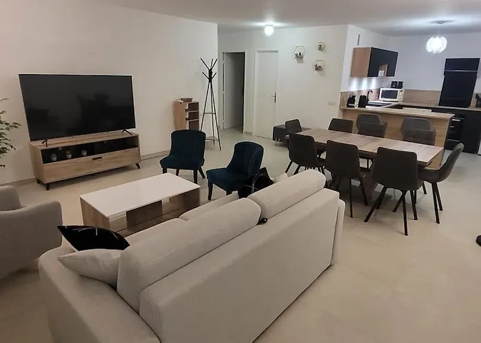 Spacieux ,4 Pers,piscine & Vue Apartment *